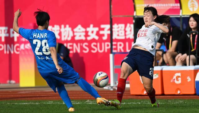 yihao-沪媒：王濛解说热度盖过女超 提醒女足一切归零